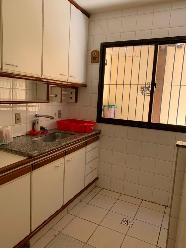 Apto Praia Do Morro, 02 Quartos C Suite, Wi-Fi, Garagem, 1 Andar Escada. Guarapari Exterior photo