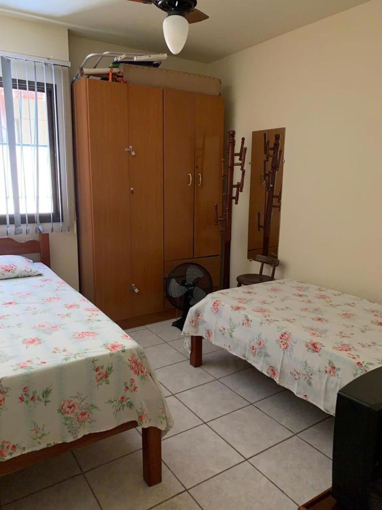 Apto Praia Do Morro, 02 Quartos C Suite, Wi-Fi, Garagem, 1 Andar Escada. Guarapari Exterior photo