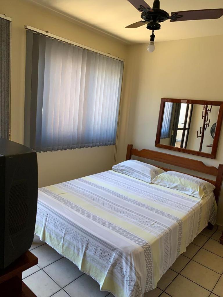 Apto Praia Do Morro, 02 Quartos C Suite, Wi-Fi, Garagem, 1 Andar Escada. Guarapari Exterior photo